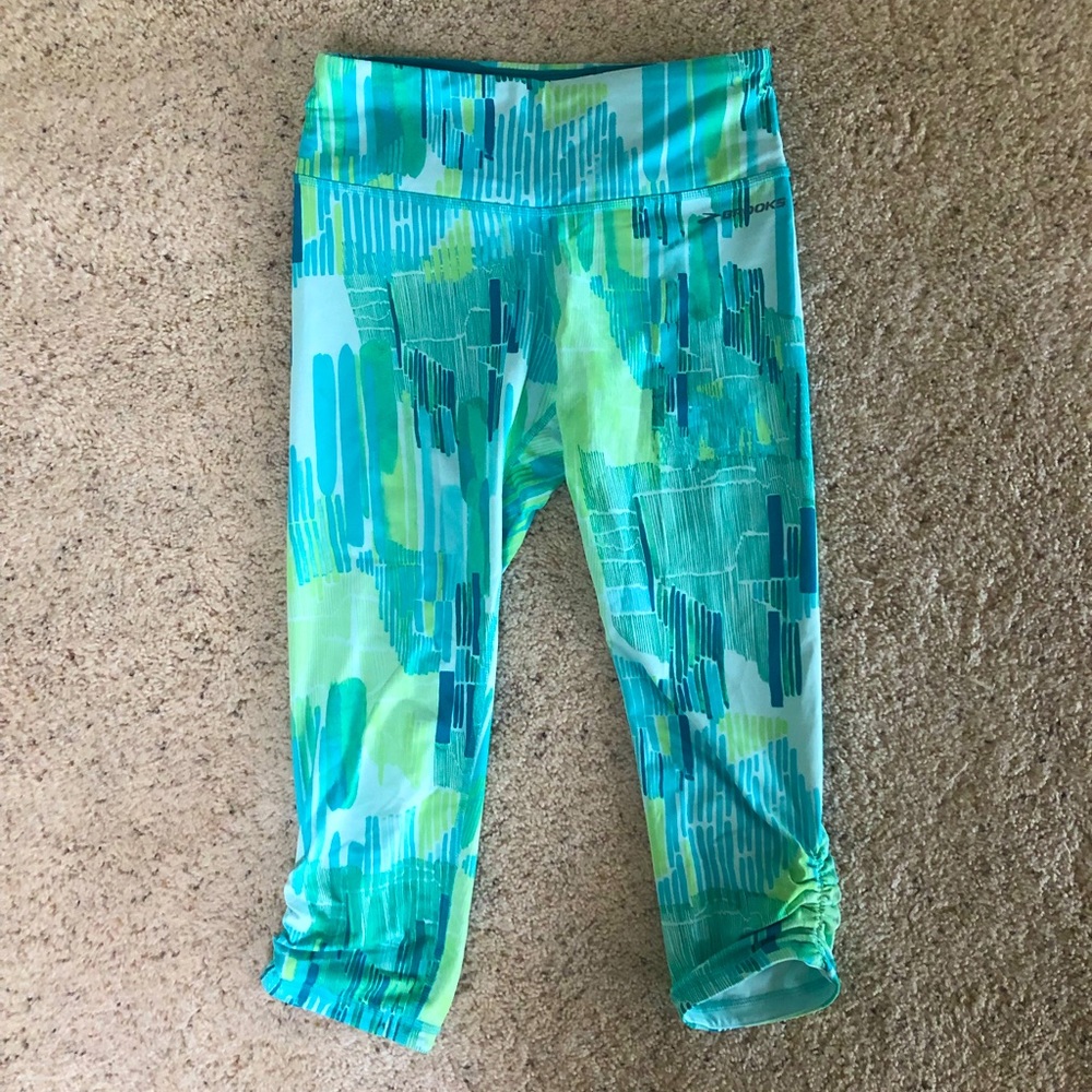 FREE Ruched Cropped Moving Comfort (Brooks) Leggings